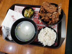 -犟骨头排骨饭(回龙观龙禧店)