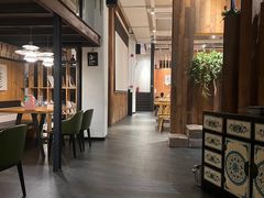 -老板很二(吉大店)