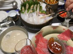 -红鼎豆捞·非遗鲍皇汤火锅(宝丰路店)