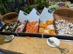 -大中华希尔顿酒店-念自助餐·海南美食·三文鱼
