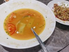 -有红鸡毛店·川菜(建设路店)