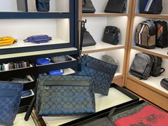 -COACH蔻驰(百联奥特莱斯广场店)