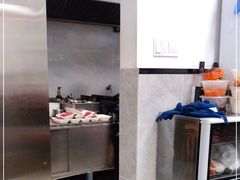 大堂-何记酿皮店(西流湾店)
