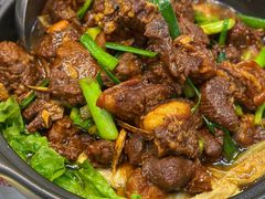 红焖羊肉煲-陈记粤湛鸡饭店