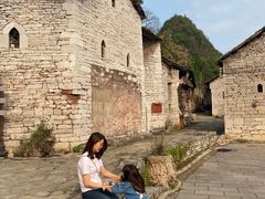 -高荡千年布依古寨旅游景区