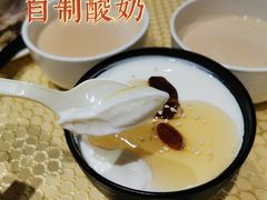 -巴扎美食·新疆菜·西域歌舞表演餐厅(新疆大厦店)