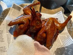 -蝴蝶里·粤菜·点心(滨江龙湖店)