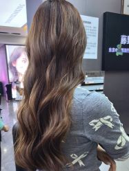 -藤野造型烫染·漂发