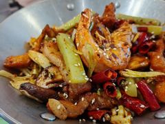 -渔语鱼新川菜Bistro(万象天地店)