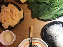 -尚品小土屋涮毛肚(李沧万达店)