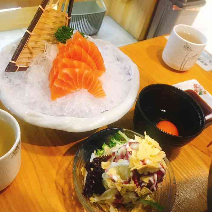 井泽日料(银泰城店)-"两个人不小心点多了结果都吃不掉,井泽的位.