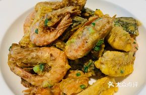 Salted Egg Yolk Pumpkin Sweet Corn Baked Shrimp
