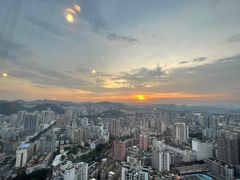 -世贸旋转自助餐厅(360°高空观景店)