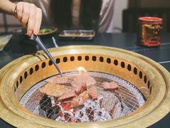 -山川小町·极番烧肉(新地假日广场店)