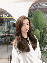 -BULB STUDIO 巴柏明星发型工作室