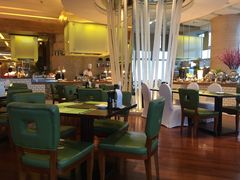 大堂-湖景知味西餐厅•自助餐• 轻食(南京金茂威斯汀大酒店)