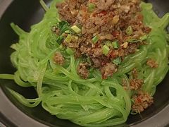 -园中园美食城