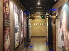 -唱吧麦颂KTV(西单华威潮铺街店)