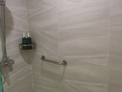 -白玉兰酒店(上海田子坊马当路地铁站店)