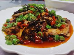干烧耗儿鱼-洪霞餐馆