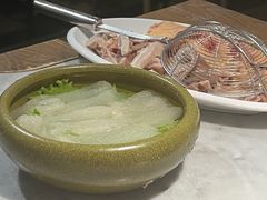 -尚尚仙·酸汤猪手·猪肚鸡火锅(华联万柳购物中心店)