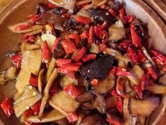 -隔壁老王·家常云南菜(花巷店)