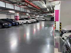 -189弄购物中心-地下停车场