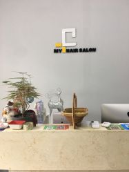 -茶发Salon·烫发染发理发