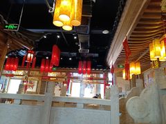 -大龙辣火锅·龙虾·烧烤(湖滨新天地店)