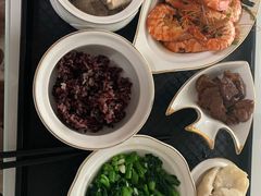 -爱的果实月嫂育婴师(世纪东方店)