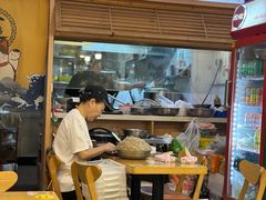 -八百里牛肉汤(盖饭·锅贴·万象城店)