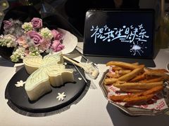 -春树下·树屋花房西餐厅(罍街AS1980店)