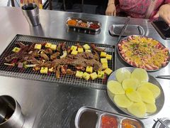 -马路牙子地桌烤肉(工体店)