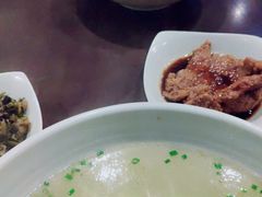 -东泰祥生煎馆(陕西南路店)