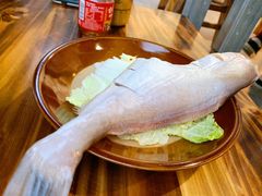 极品耗儿鱼-老街坊市井火锅(营门口店)