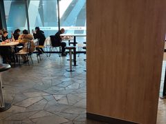 -麦当劳(国家体育场南路店)