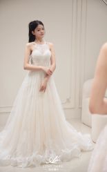 -LOVE SHINE婚纱·红鼎庄龙凤褂·妈妈装定制