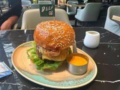 -DEEP·深美式餐吧(五棵松华熙LIVE店)