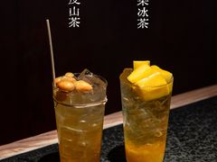 -三出山火锅(南京万象天地店)