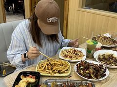 -江城燕子大排档(江汉路步行街店)