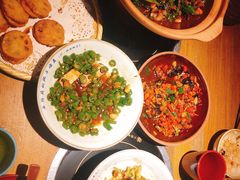 -吃饭皇帝大土家民族菜(正大广场店)