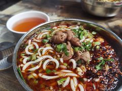 -刘二姐肥肠米粉(总店)