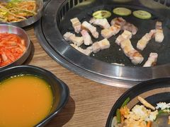 -香猪坊韩国烤肉专属门店(魏公村店)
