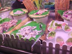 -领鲜活海鲜榴莲自助火锅(东门店)