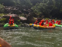 -雅鲁激流探险漂流