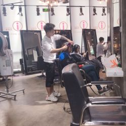 -Kraemer Paris  苏豪路易士·嘉玛发廊