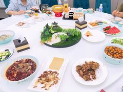 -大鸭梨烤鸭店(金顶街店)