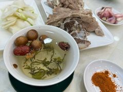 -尕西木老春台东乡手抓美食