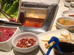 -海底捞火锅鲜切牛肉主题店(长寿路店)