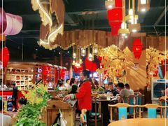 大堂-老滇山寨•云南特色菜•地方菜•民族风情歌舞表演(金碧店)